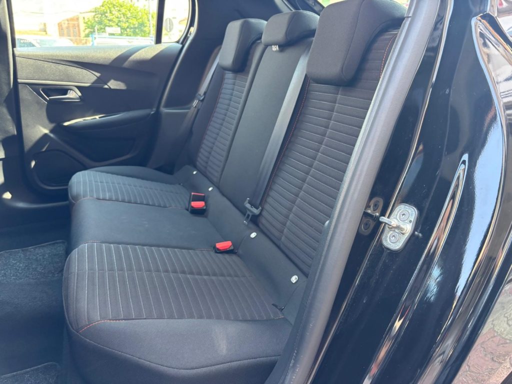 PEUGEOT 208 1.5 Blue-HDI Active Pack - 10