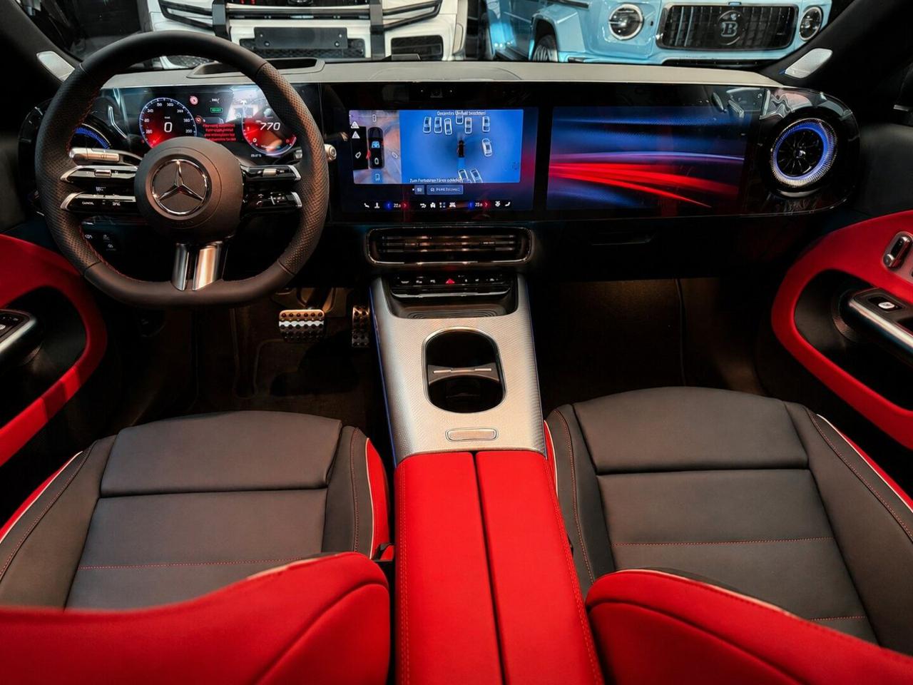 MERCEDES-BENZ CLA 200 AMG Line Plus - new model! - 4