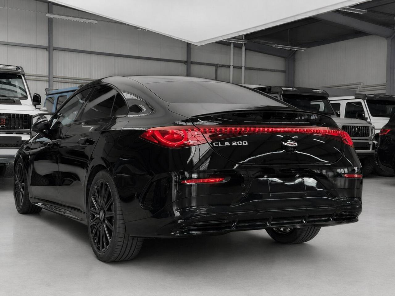 MERCEDES-BENZ CLA 200 AMG Line Plus - new model! - 8
