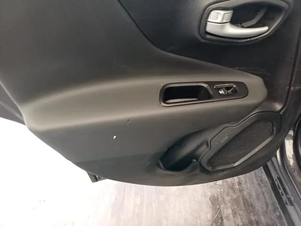 JEEP Renegade 1.5 Turbo T4 MHEV Summit - 13
