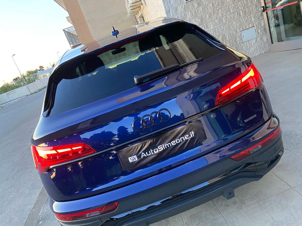 AUDI Q5 SPB SPORTBACK 40 TDI quattro S tronic S line - 25
