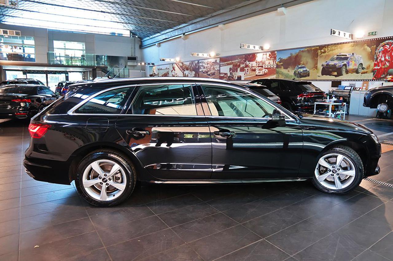 AUDI A4 35 TDI Avant S-Tronic Business Advanced - 10