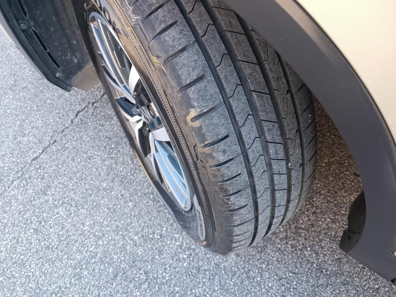 VOLKSWAGEN Tiguan 2.0 TDI SCR Life - 27