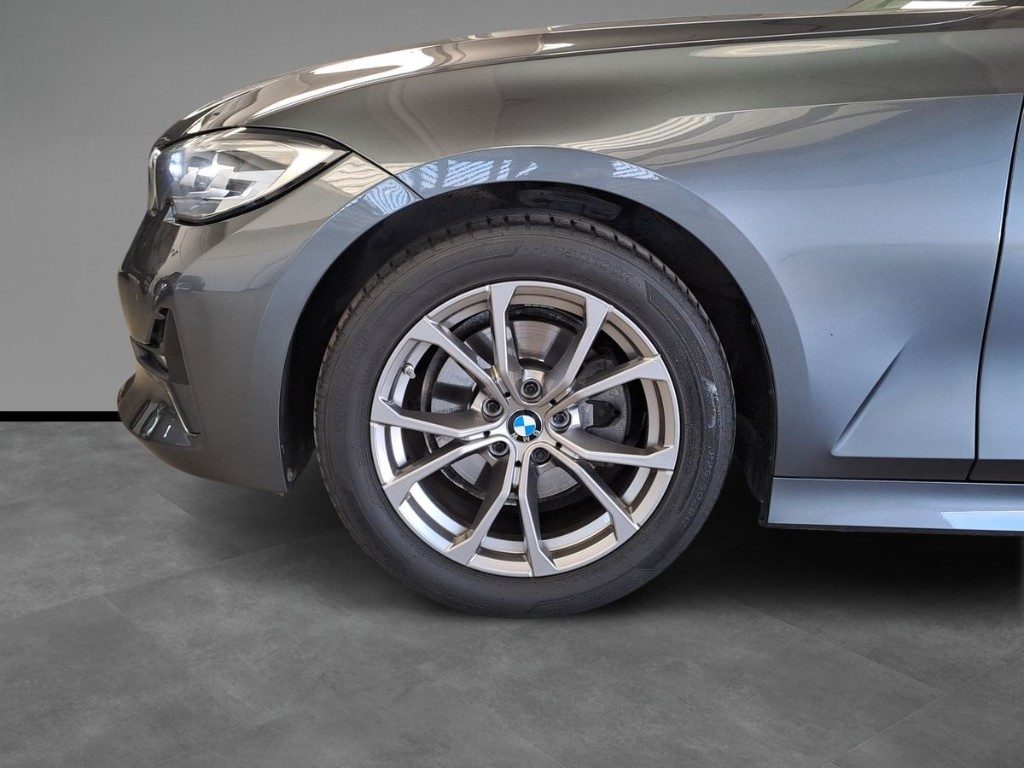 BMW 320 d 48V xDrive Touring Advantage Aut. - 5
