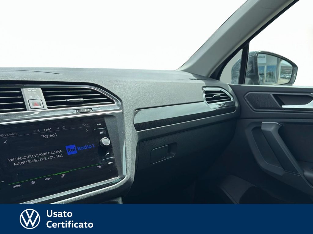VOLKSWAGEN Tiguan 2.0 tdi elegance 150cv dsg - 21