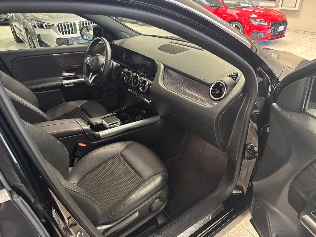MERCEDES-BENZ GLA 200 Automatic 4Matic Sport-UNICO PROPRIETARIO- - 13