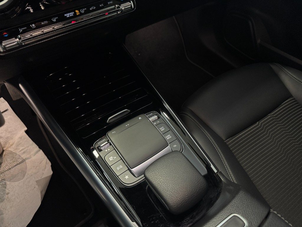 MERCEDES-BENZ GLA 200 Automatic 4Matic Sport-UNICO PROPRIETARIO- - 19