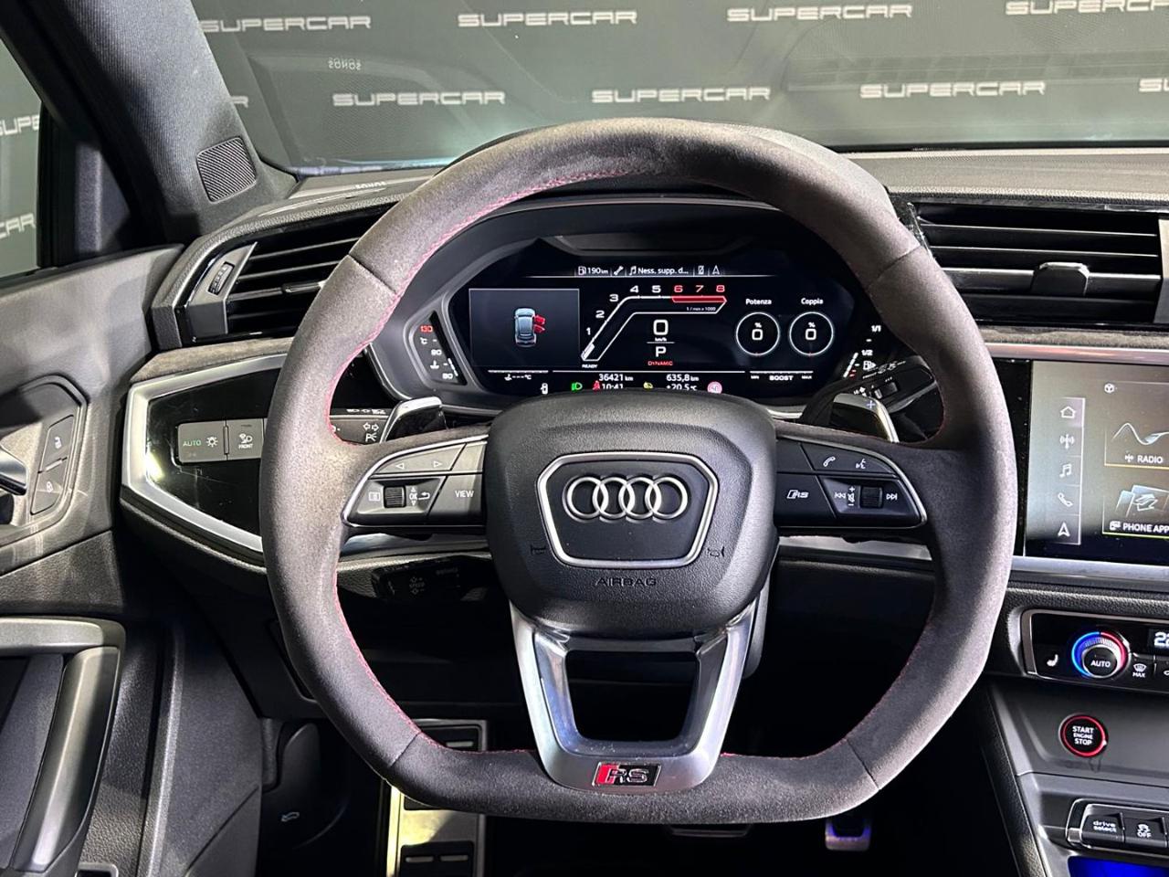 AUDI RS Q3 SPB quattro S tronic - 11