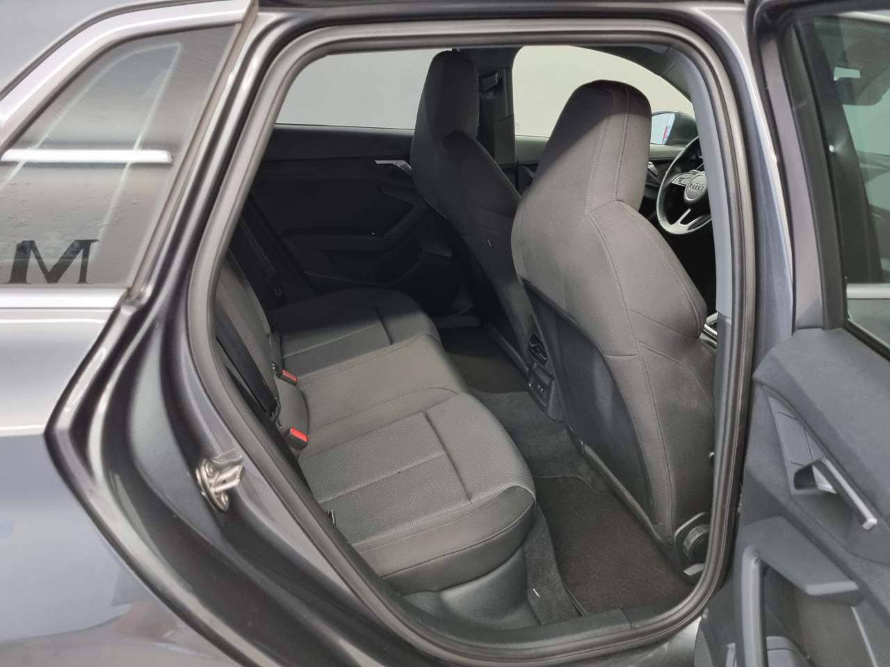 AUDI A3 SPB 35 TDI S tronic S line edition - 29