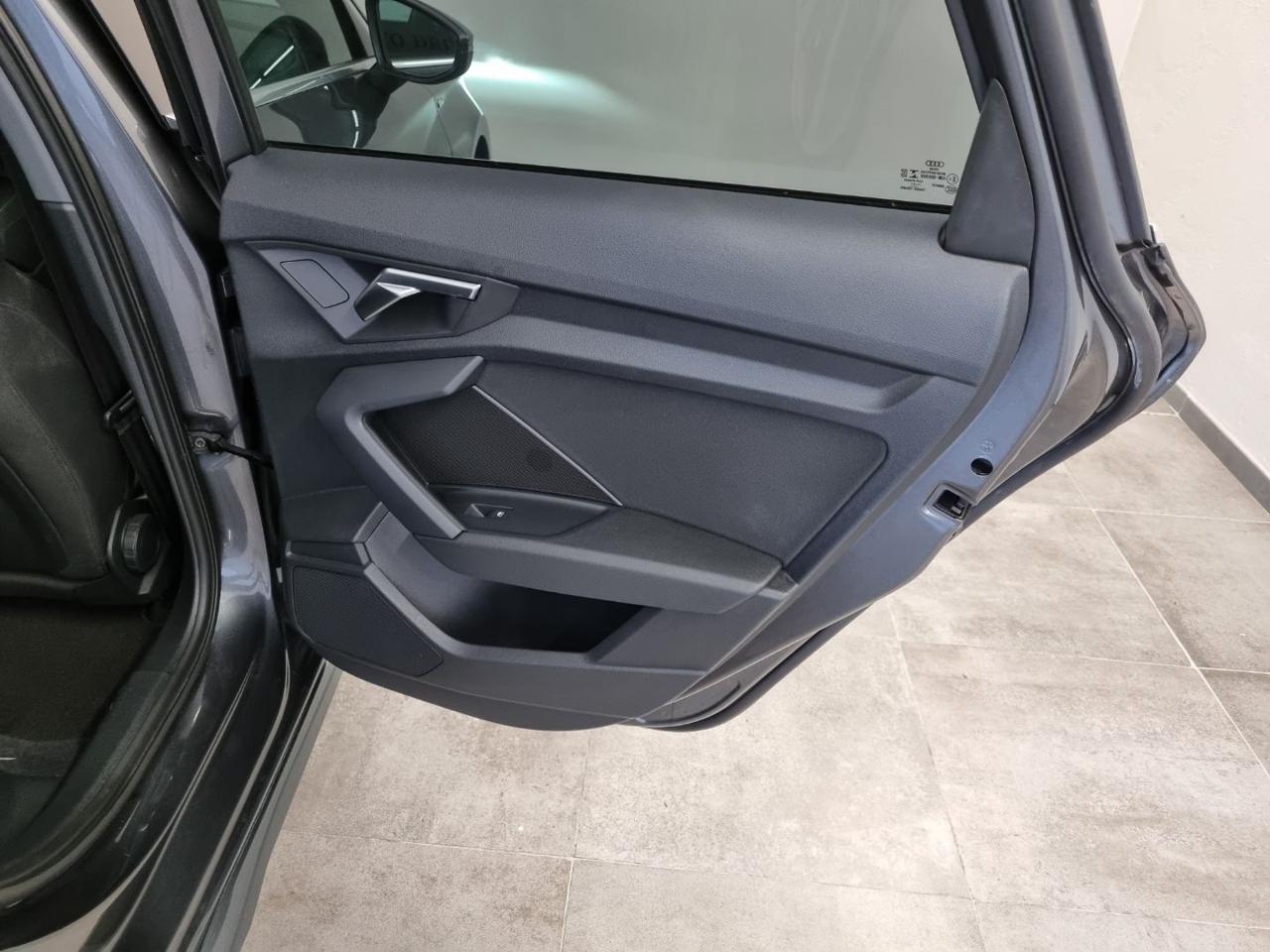 AUDI A3 SPB 35 TDI S tronic S line edition - 30