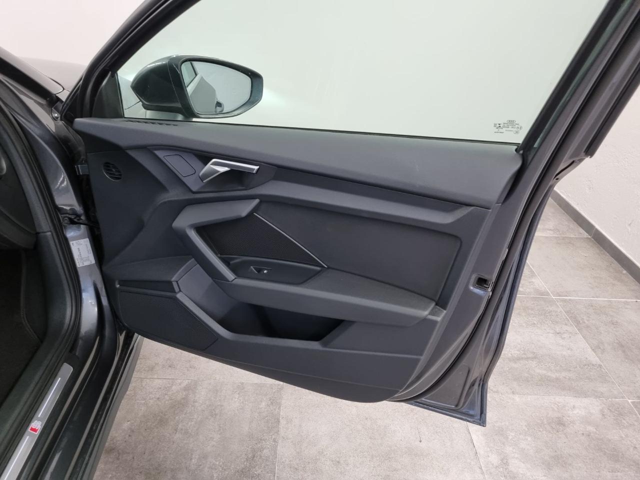 AUDI A3 SPB 35 TDI S tronic S line edition - 32