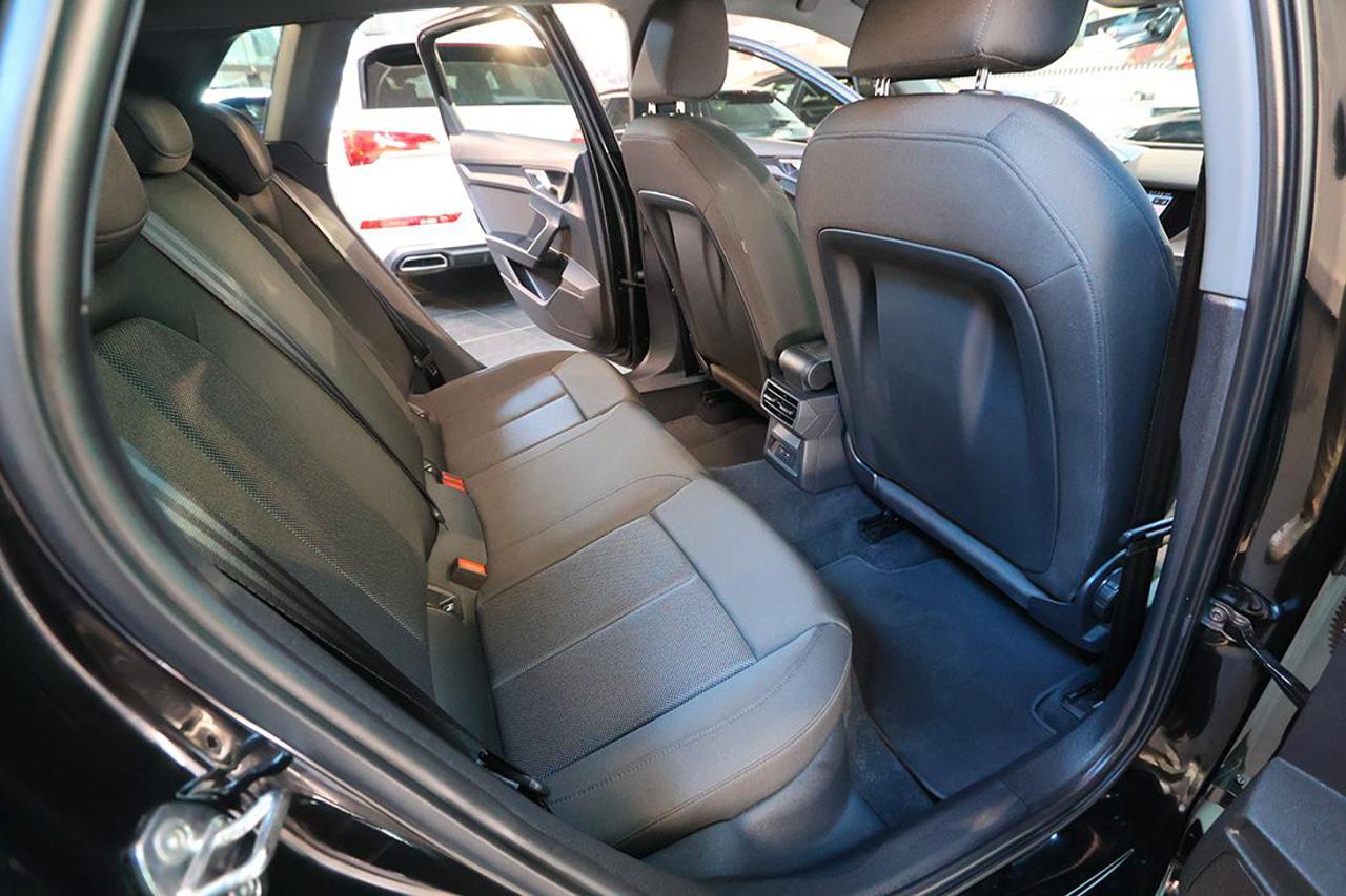 AUDI A3 35 TDI Sportback S-Tronic Business - 18