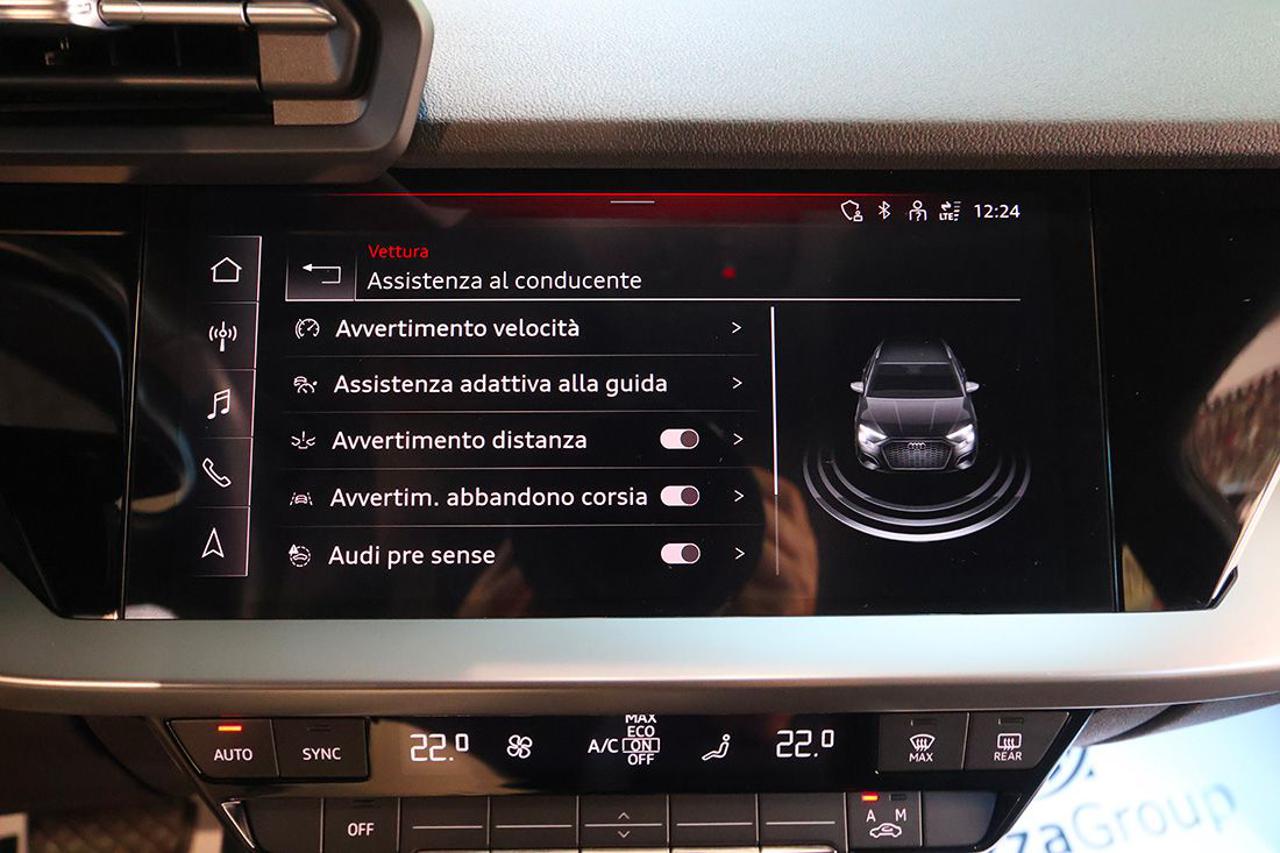 AUDI A3 35 TDI Sportback S-Tronic Business - 25
