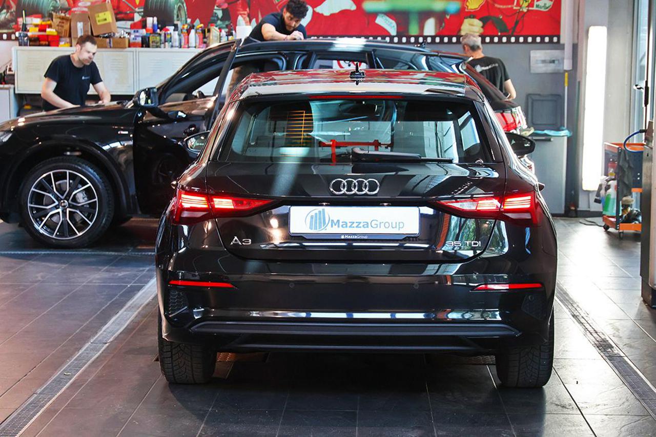 AUDI A3 35 TDI Sportback S-Tronic Business - 4