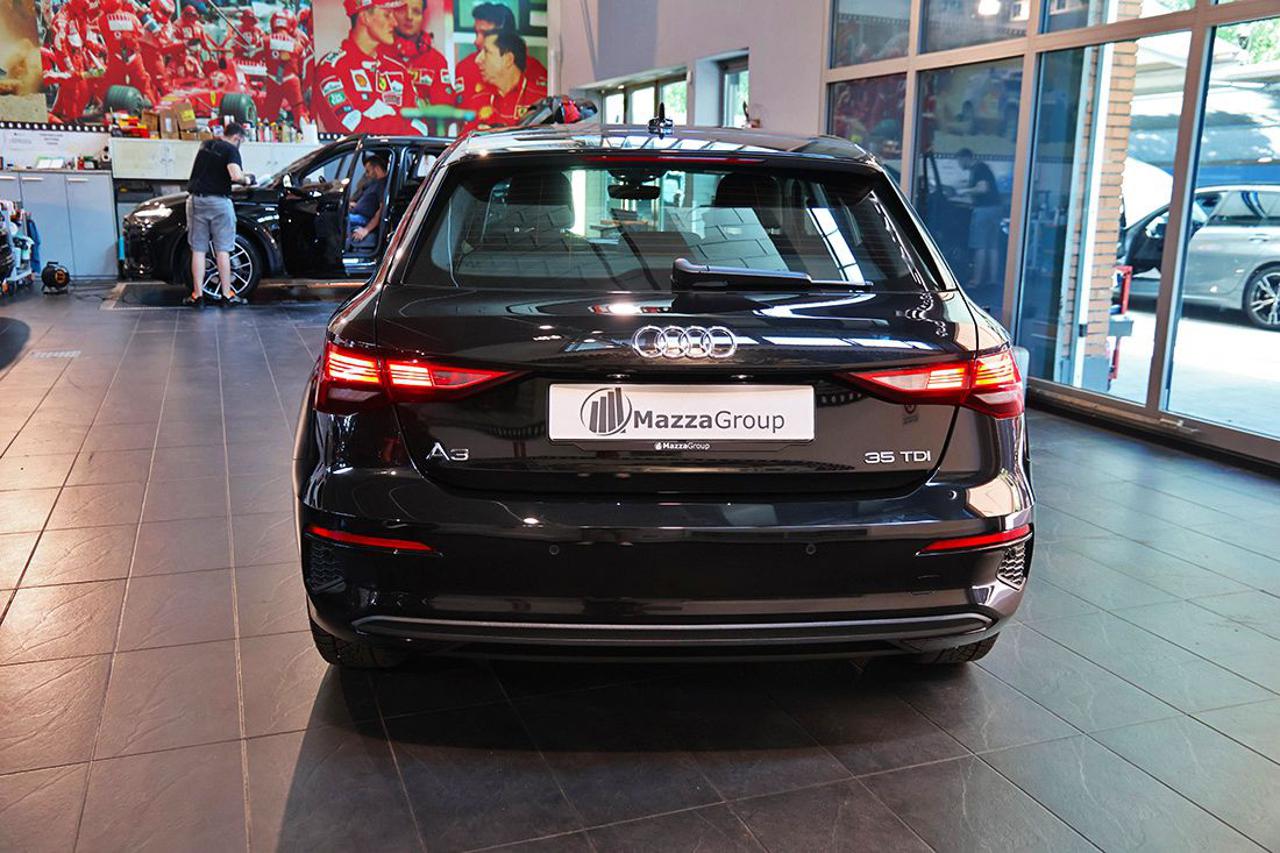 AUDI A3 35 TDI Sportback S-Tronic Business - 8
