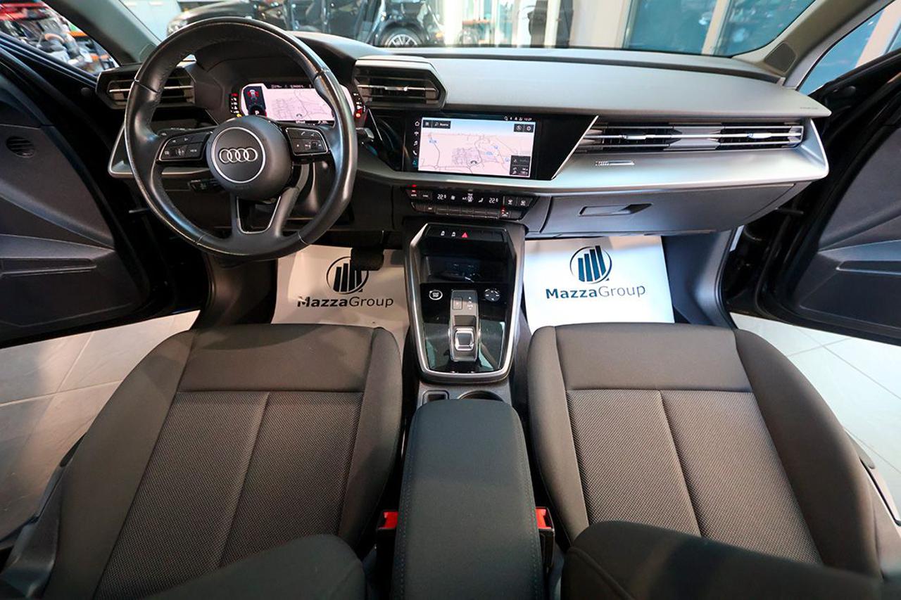 AUDI A3 35 TDI Sportback S-Tronic Business - 14