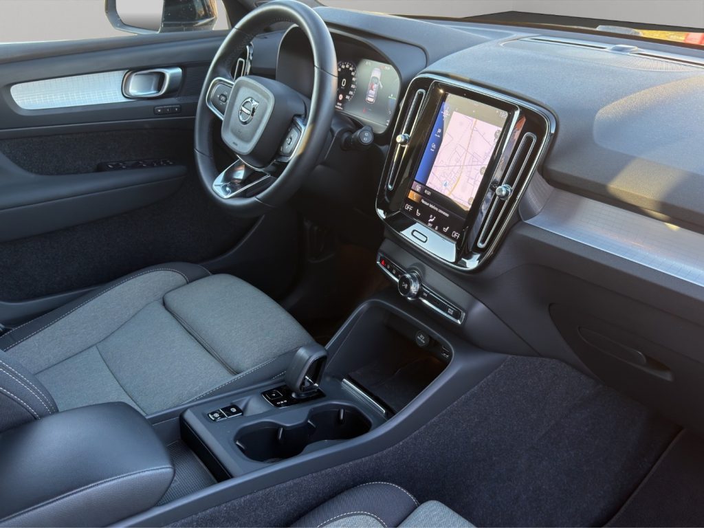 VOLVO XC40 T5 Recharge Plug-in Hybrid automatico Core - 10