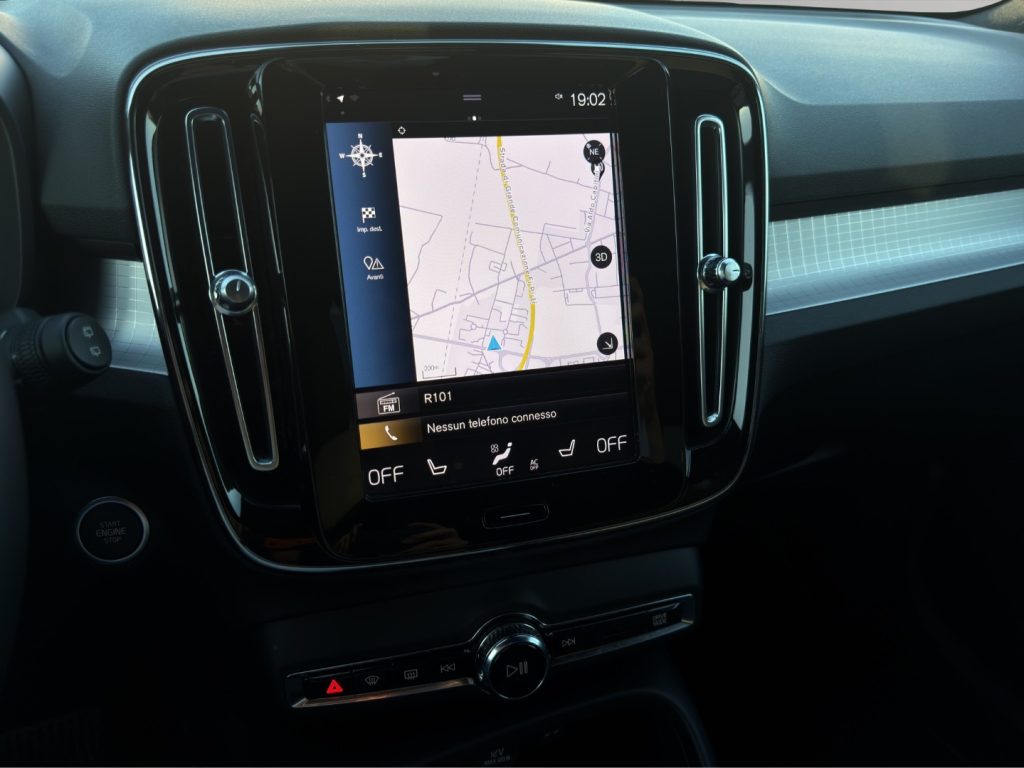 VOLVO XC40 T5 Recharge Plug-in Hybrid automatico Core - 12