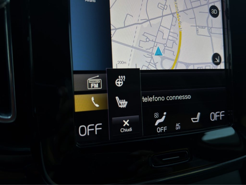 VOLVO XC40 T5 Recharge Plug-in Hybrid automatico Core - 13