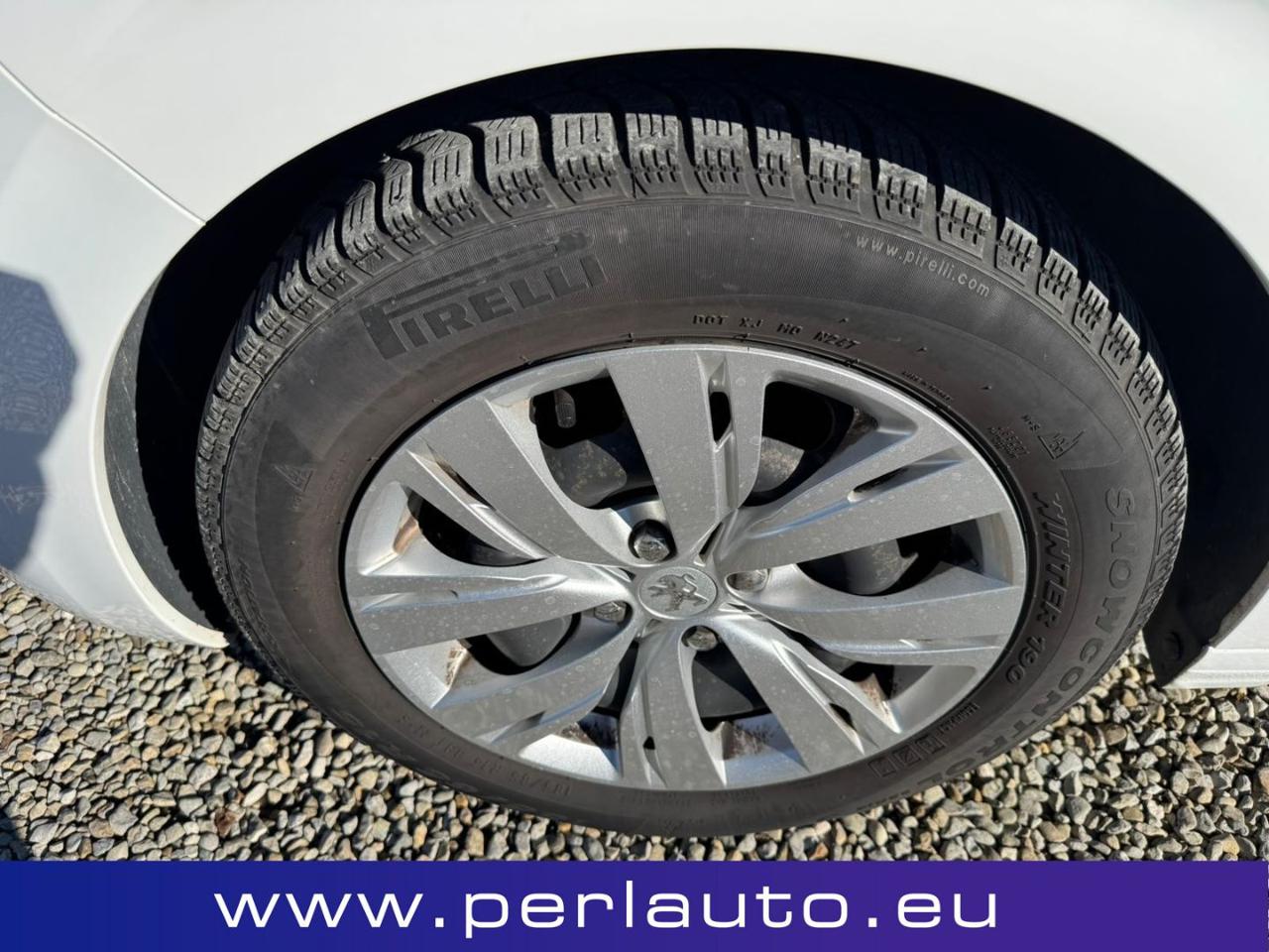 PEUGEOT 208 1.4 8V HDi 68CV 5p. Active - 15