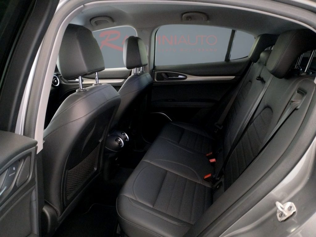 ALFA ROMEO Stelvio 2.2 Turbodiesel 190 CV AT8 Q4 Sprint - 17