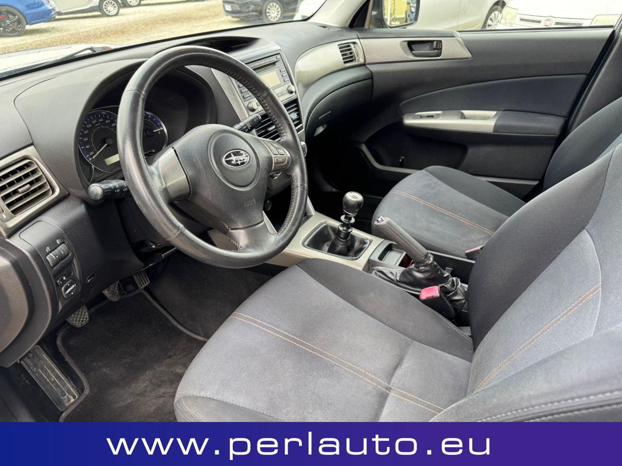 SUBARU Forester 2.0D XS VQ - 9