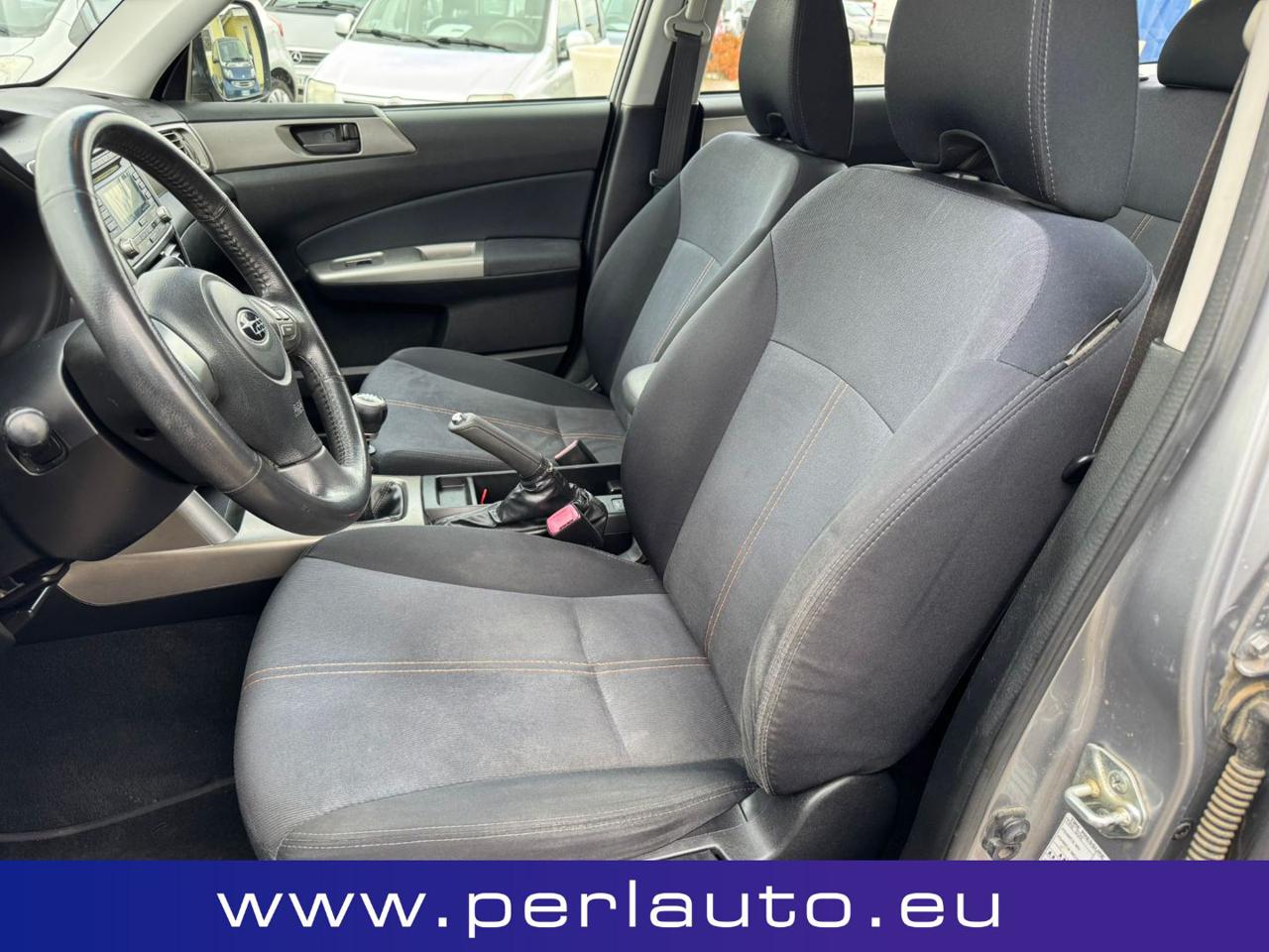 SUBARU Forester 2.0D XS VQ - 10