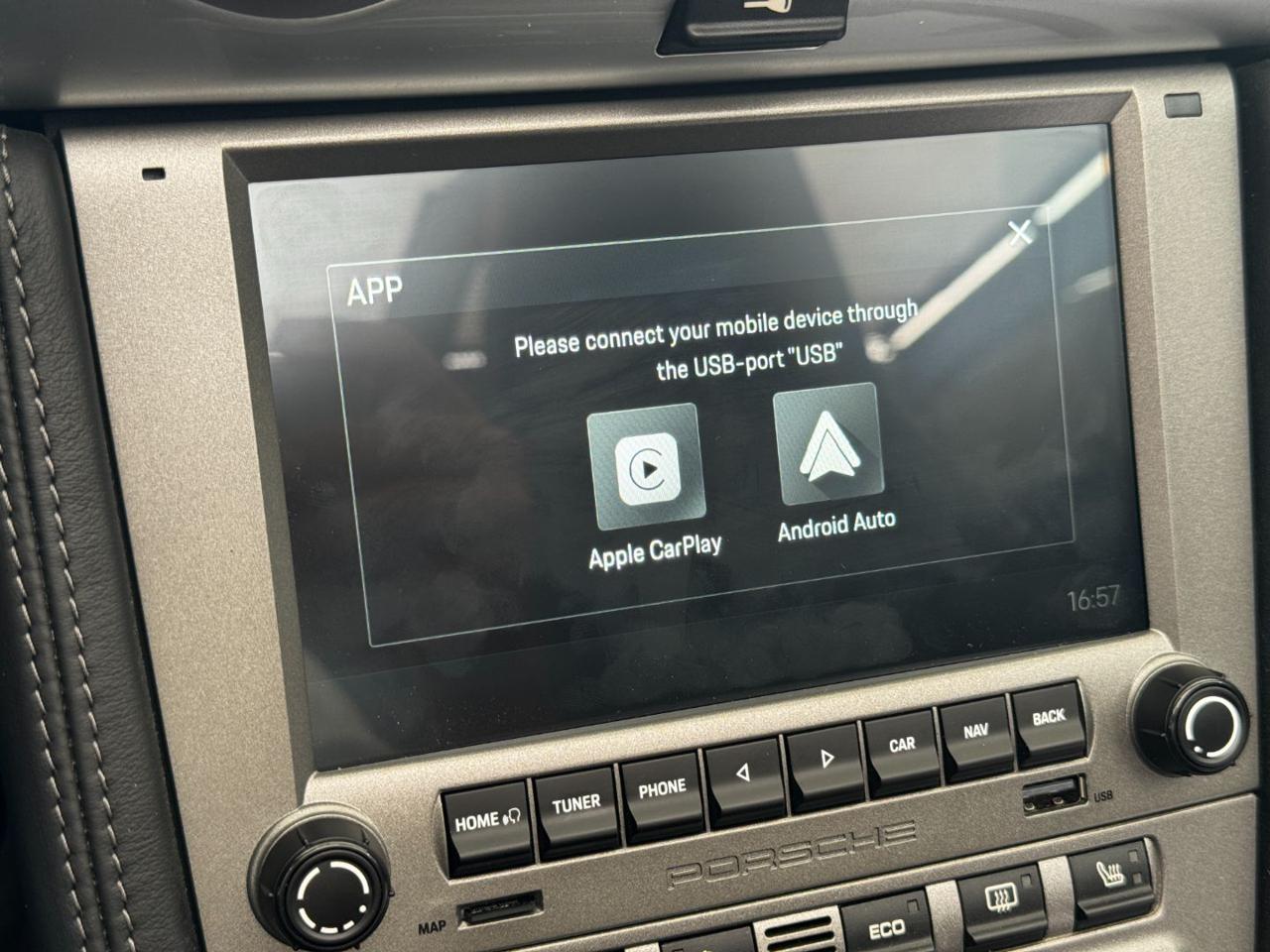 PORSCHE Boxster 3.4 24V S 295cv (Book Service/CarPlay/Xeno/ 19) - 32