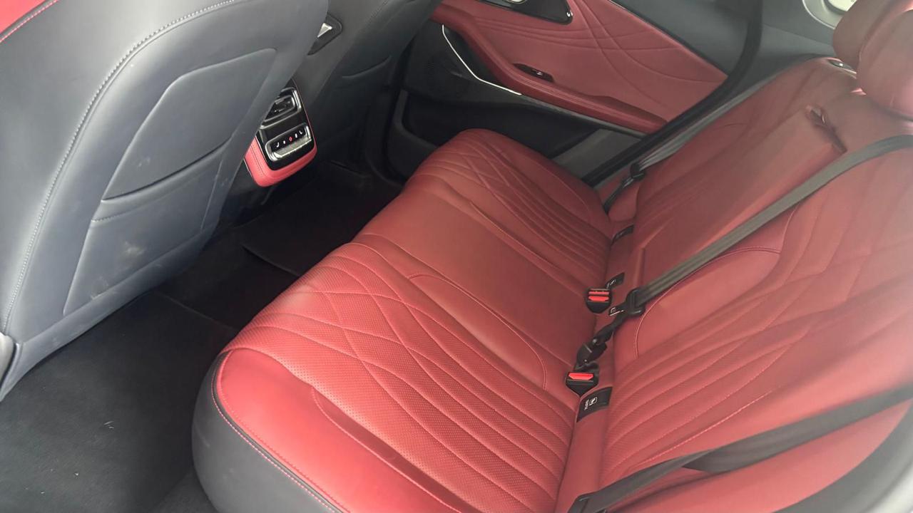OMODA 9 Omoda 9 1.5 TGDI 537 CV Super Hybrid System i-AWD - Grid Foto 13