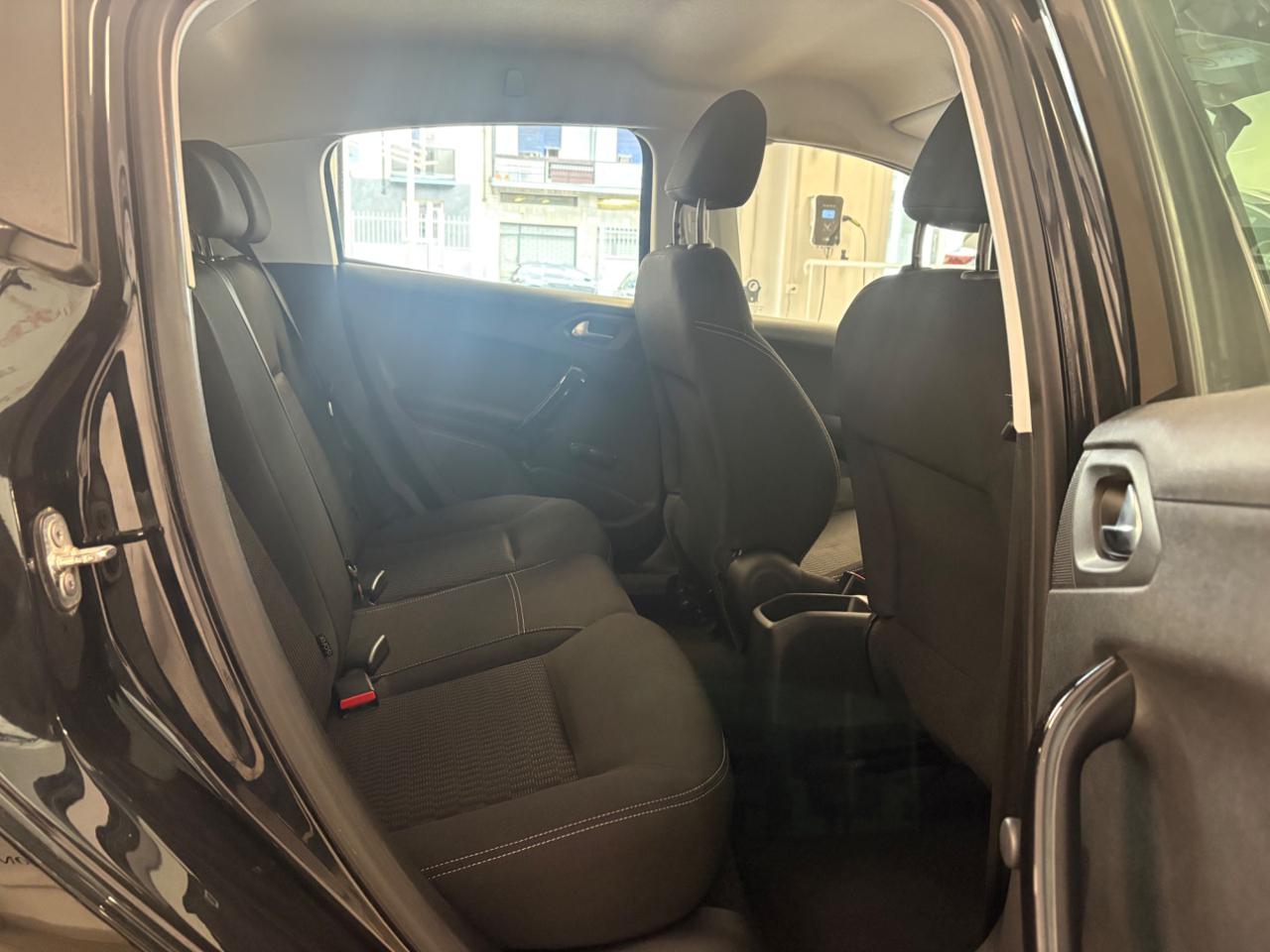 PEUGEOT 208 1° serie BlueHDi 75 5 porte Allure - 18