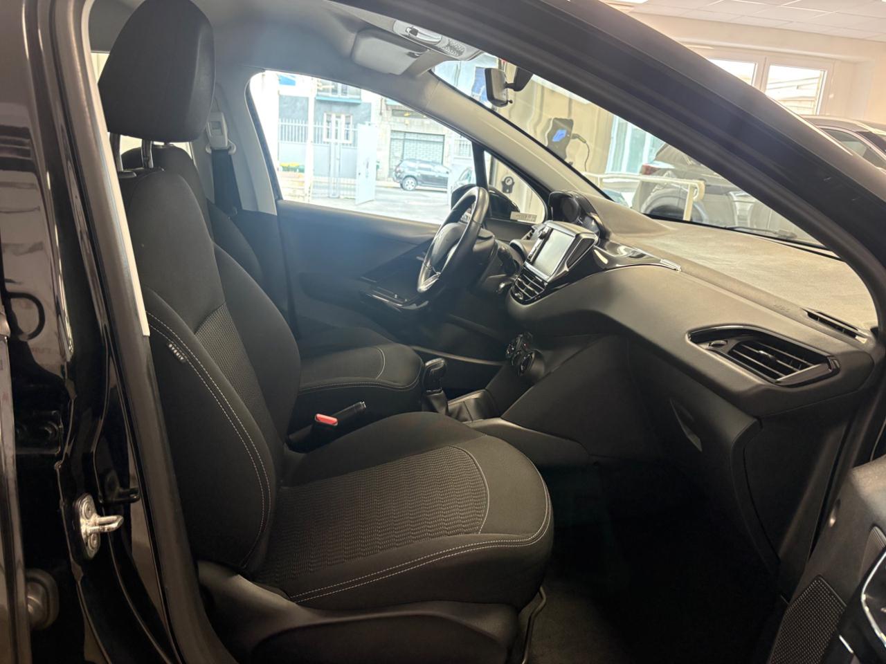 PEUGEOT 208 1° serie BlueHDi 75 5 porte Allure - 17