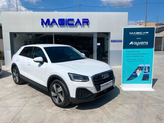 AUDI Q2 Bianco metallizzato