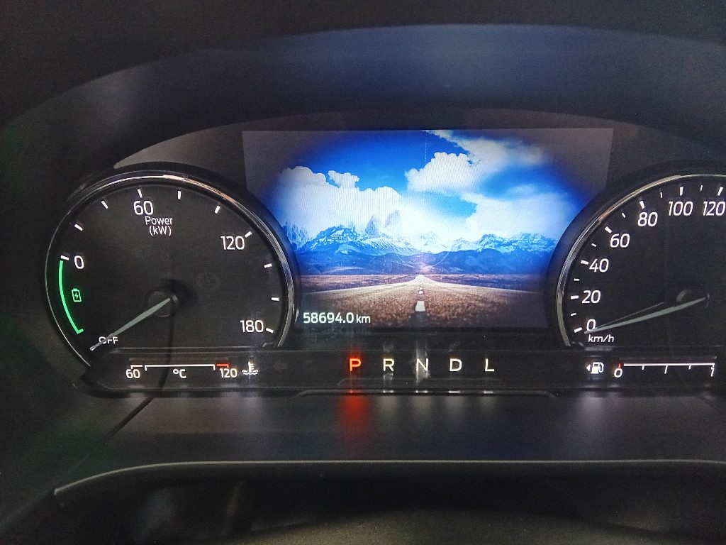 Clicca per ingrandire Kuga - 2.5 Plug In Hybrid 225 CV CVT 2WD Titanium