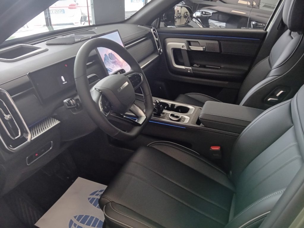 Clicca per ingrandire J7 - 1.6 TGDI 147 CV aut. 4WD Exclusive OFFERTA PROMO!!