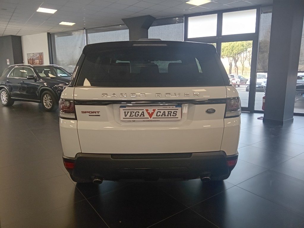 Clicca per ingrandire Range Rover Sport - 3.0 TDV6 HSE