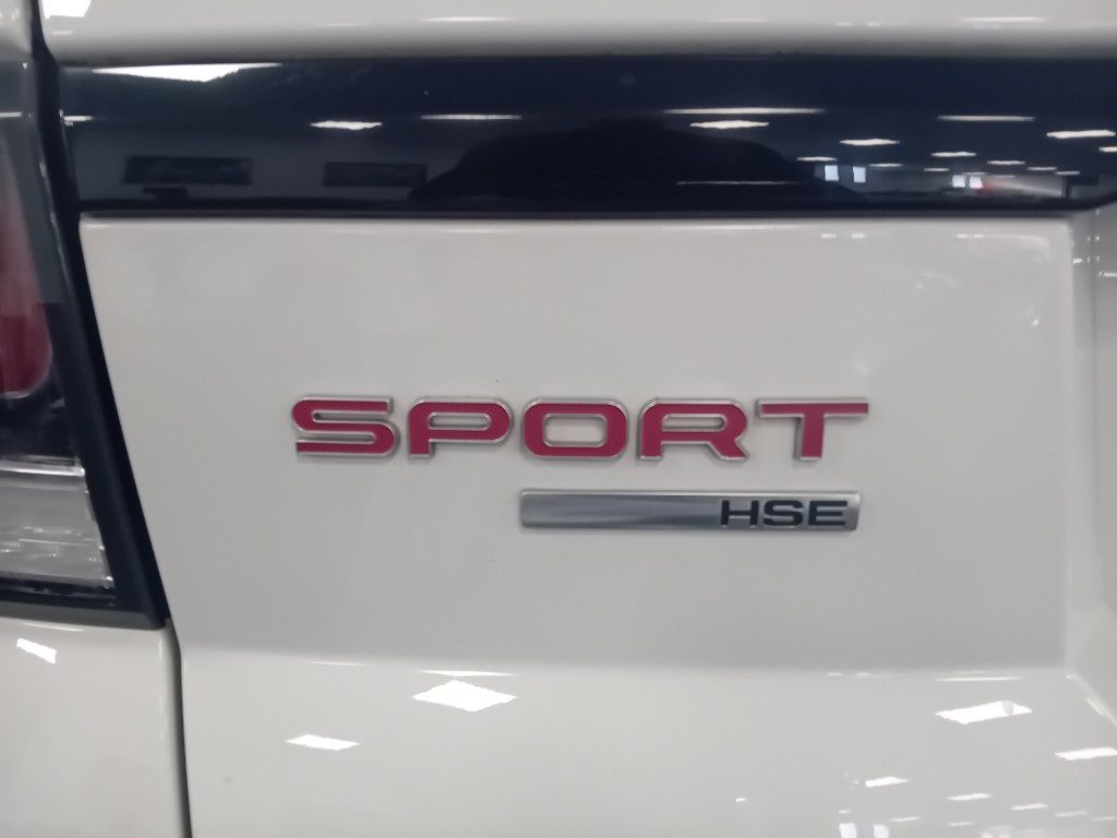 Clicca per ingrandire Range Rover Sport - 3.0 TDV6 HSE