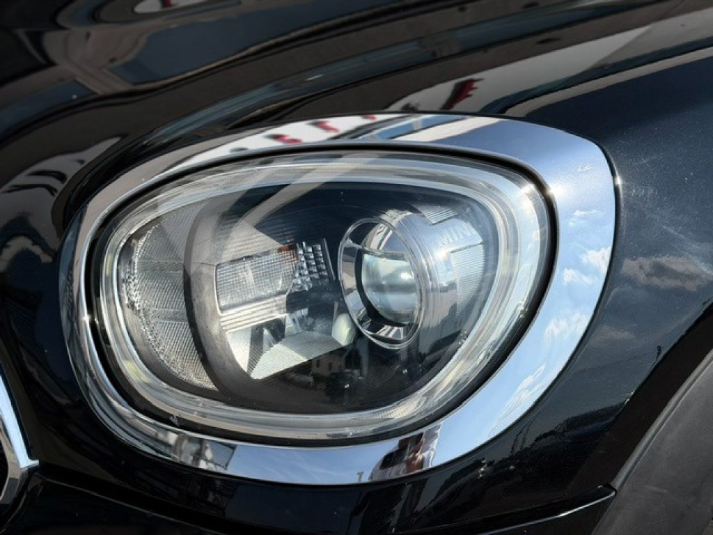 Clicca per ingrandire Countryman - 1.5 One D HYPE Countryman Automatica