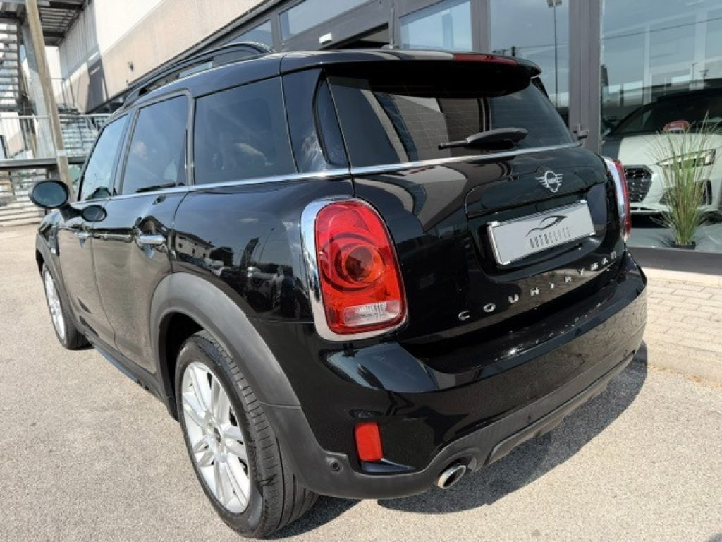 Clicca per ingrandire Countryman - 1.5 One D HYPE Countryman Automatica