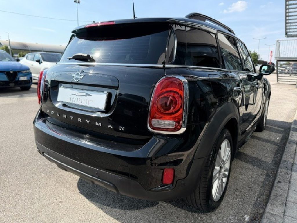 Clicca per ingrandire Countryman - 1.5 One D HYPE Countryman Automatica