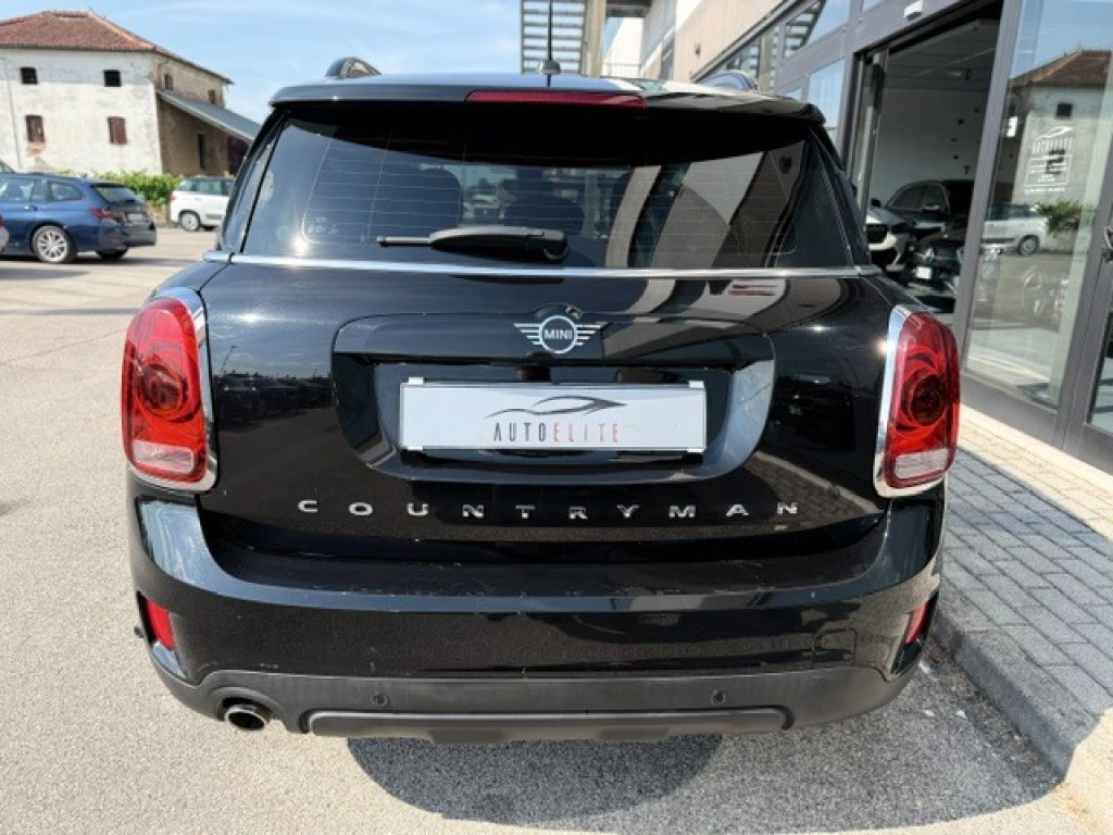 Clicca per ingrandire Countryman - 1.5 One D HYPE Countryman Automatica
