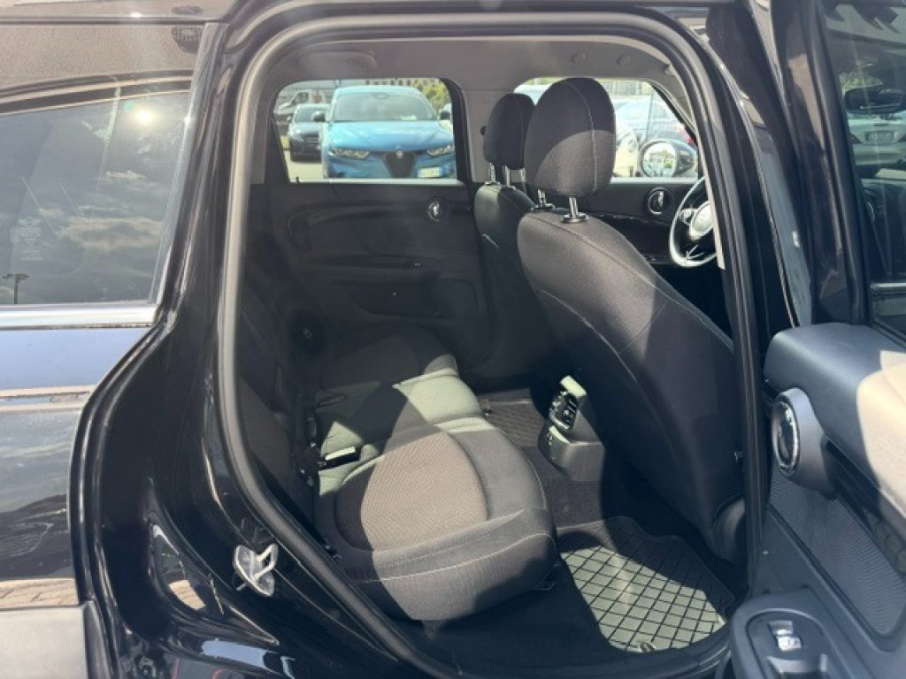 Clicca per ingrandire Countryman - 1.5 One D HYPE Countryman Automatica