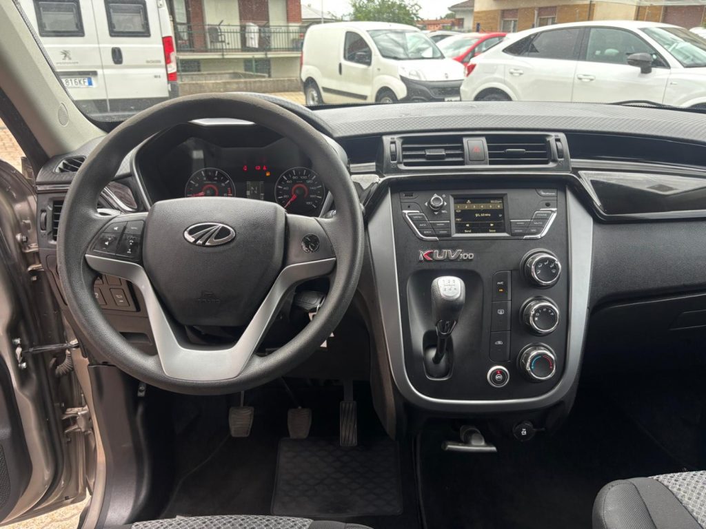 MAHINDRA KUV100 1.2 (GPL) K6+ *UNICO PROPRIETARIO*CARROZZERIA DA V - 10