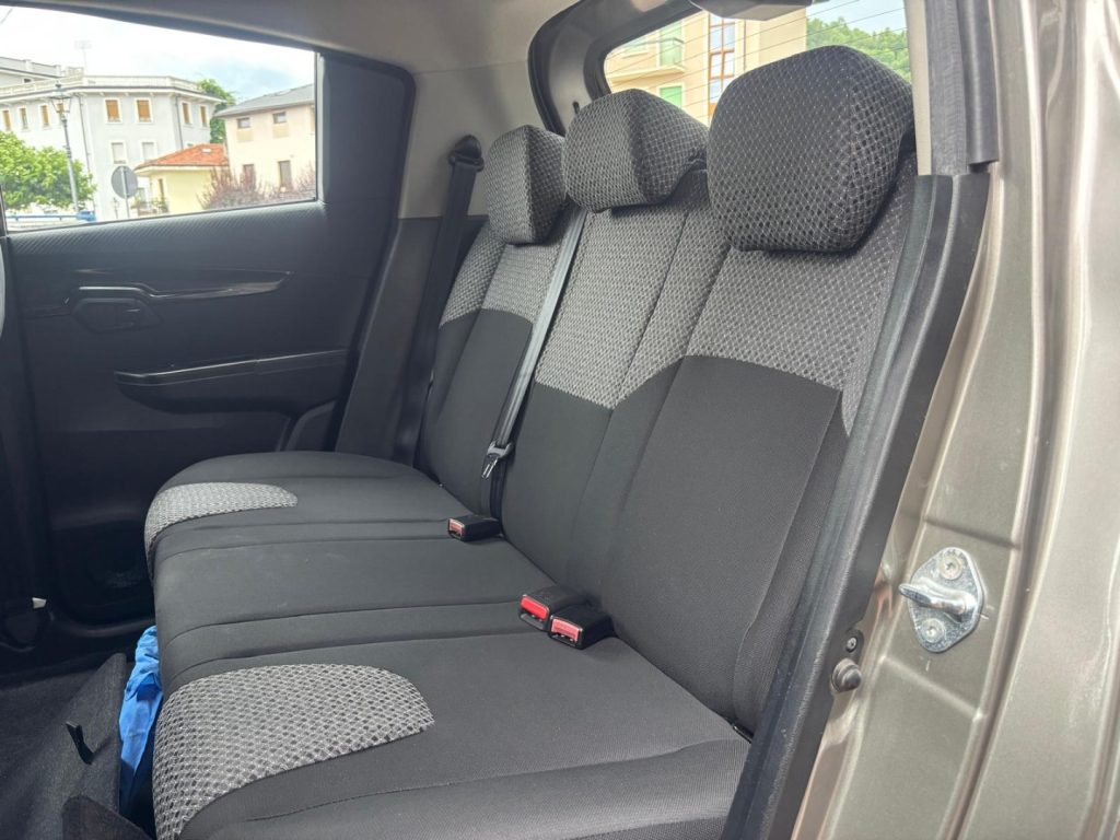 MAHINDRA KUV100 1.2 (GPL) K6+ *UNICO PROPRIETARIO*CARROZZERIA DA V - 11