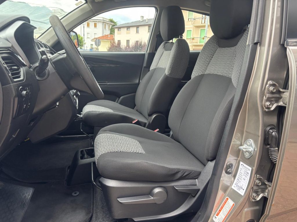 MAHINDRA KUV100 1.2 (GPL) K6+ *UNICO PROPRIETARIO*CARROZZERIA DA V - 17