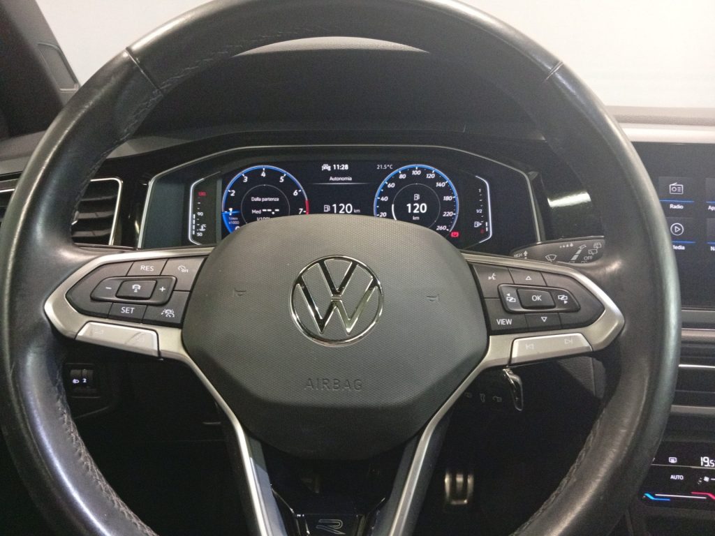 VOLKSWAGEN Taigo Taigo 1.0 tsi R-Line 110cv - 17