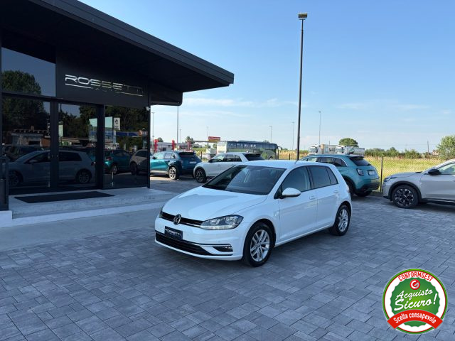 VOLKSWAGEN Golf Bianco pastello