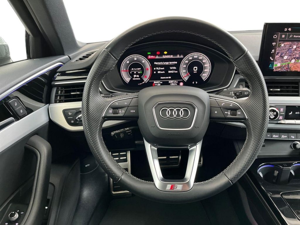 AUDI A4 Avant 40 TDI quattro S tronic S line edition - 11