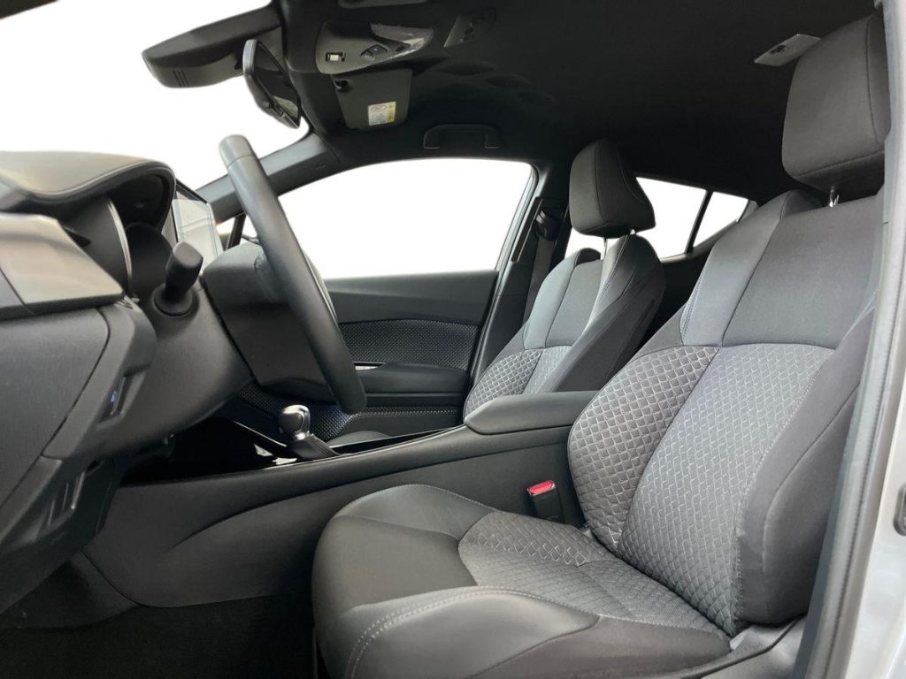TOYOTA C-HR 1.8 Hybrid E-CVT Trend - 10
