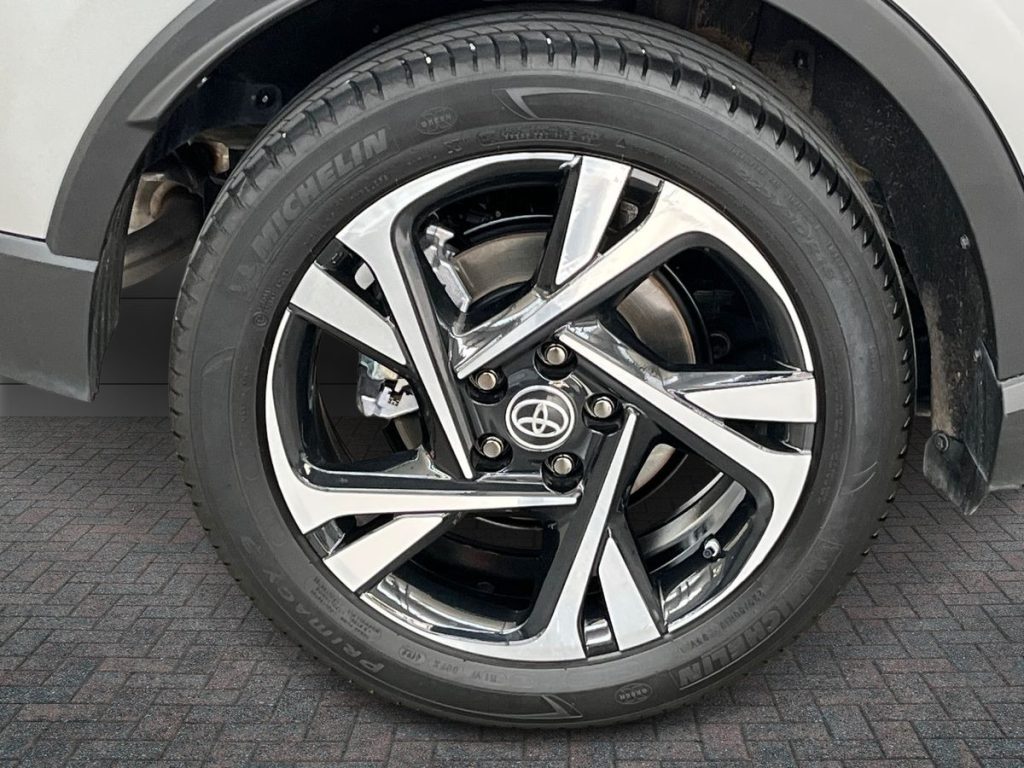 TOYOTA C-HR 1.8 Hybrid E-CVT Trend - 7
