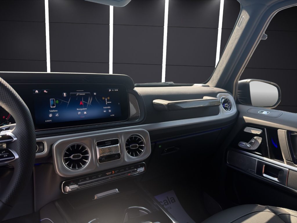 MERCEDES-BENZ G 450 d Mild hybrid S.W. AMG Line - 16